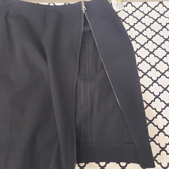 Halogen Black Pencil Skirt with Zipper Size 8 - Picture 3 of 5